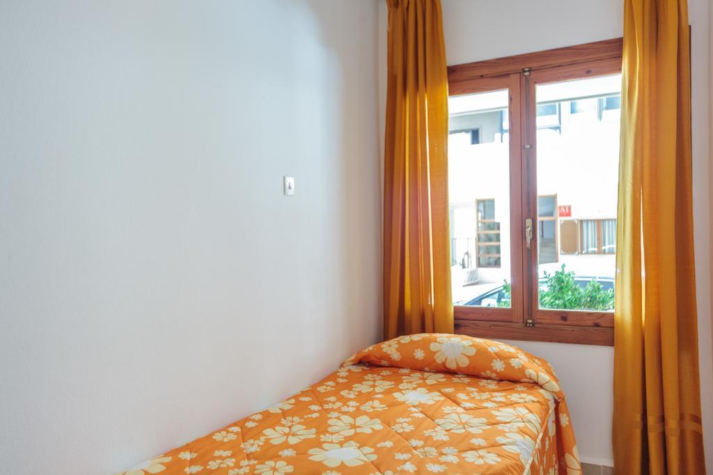 Apartamentos Obrador Colonia de Sant Jordi Стая снимка